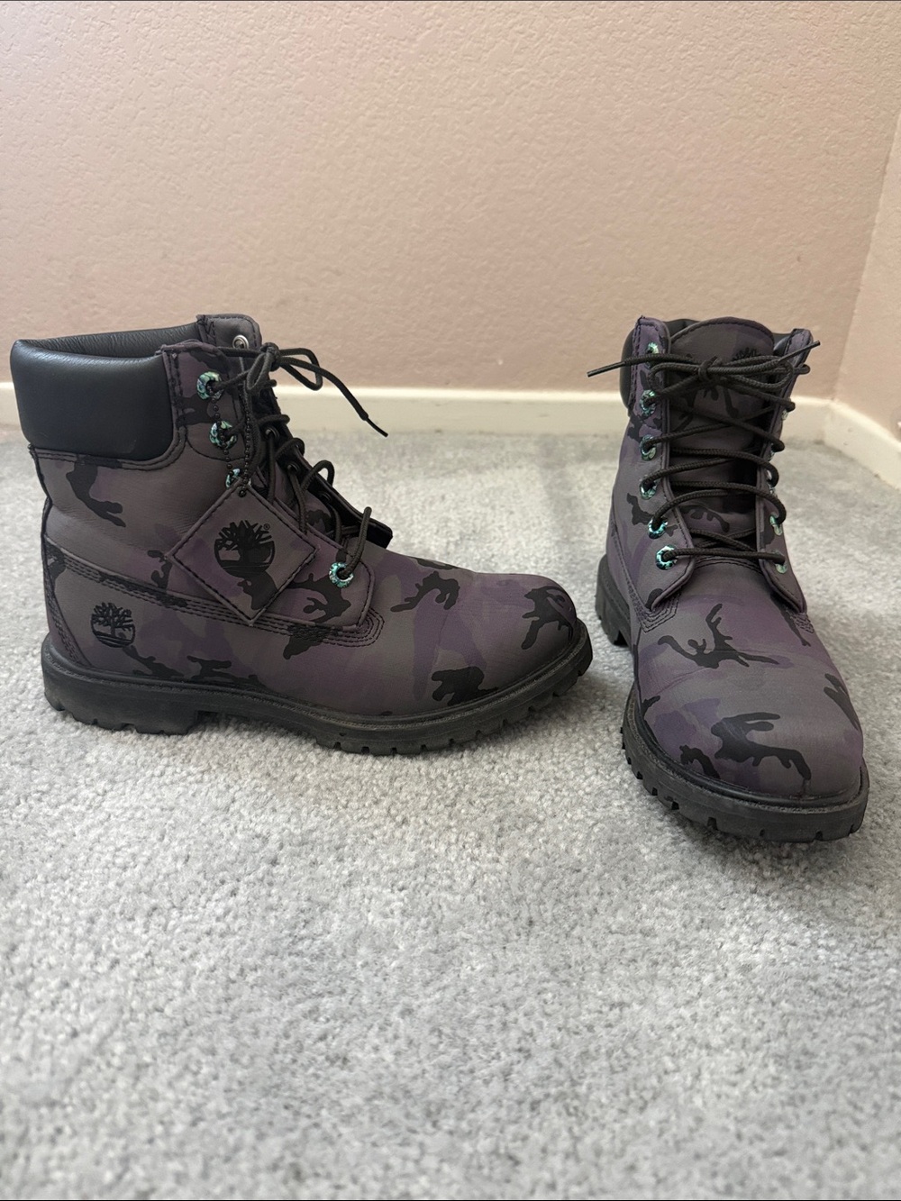 Timberland Purple/Dark Gray/Black Camo Lace-Up Boots | Sz 8